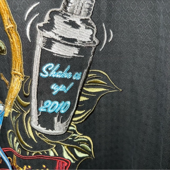 Tommy Bahama 100% Silk Embroidered Midnight Martini’s Shake It Up 2010 Shirt XL - Picture 7 of 10